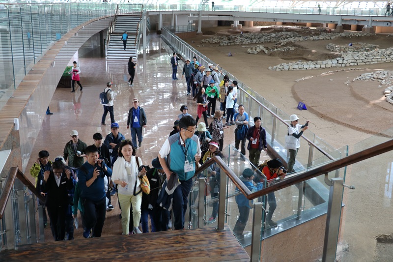 697.JPG