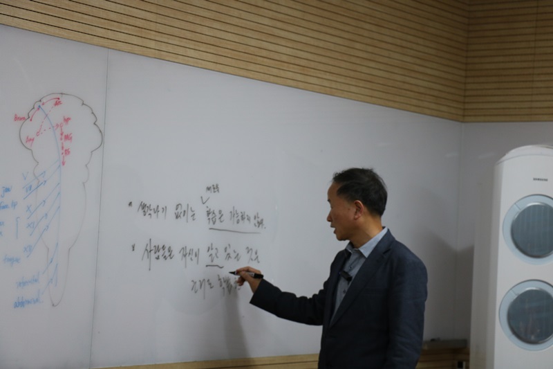 192.JPG