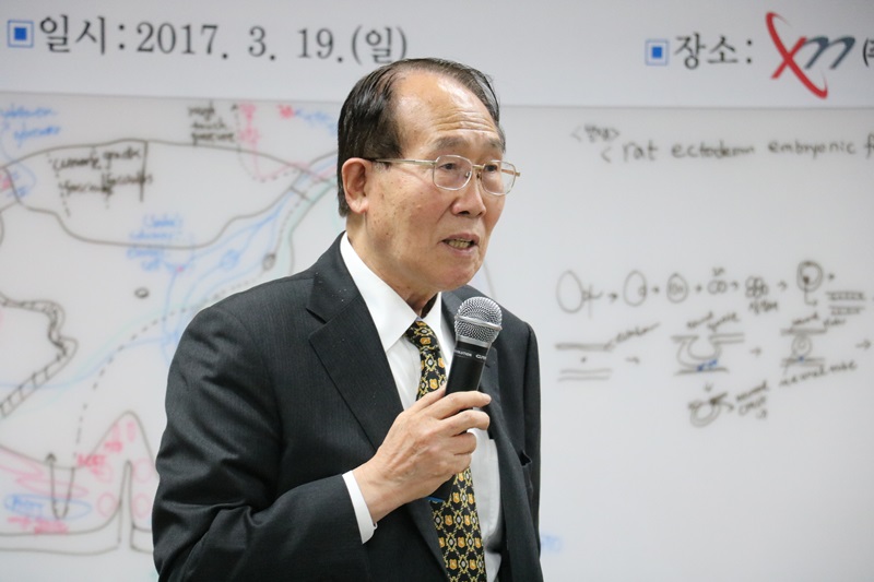 439.JPG