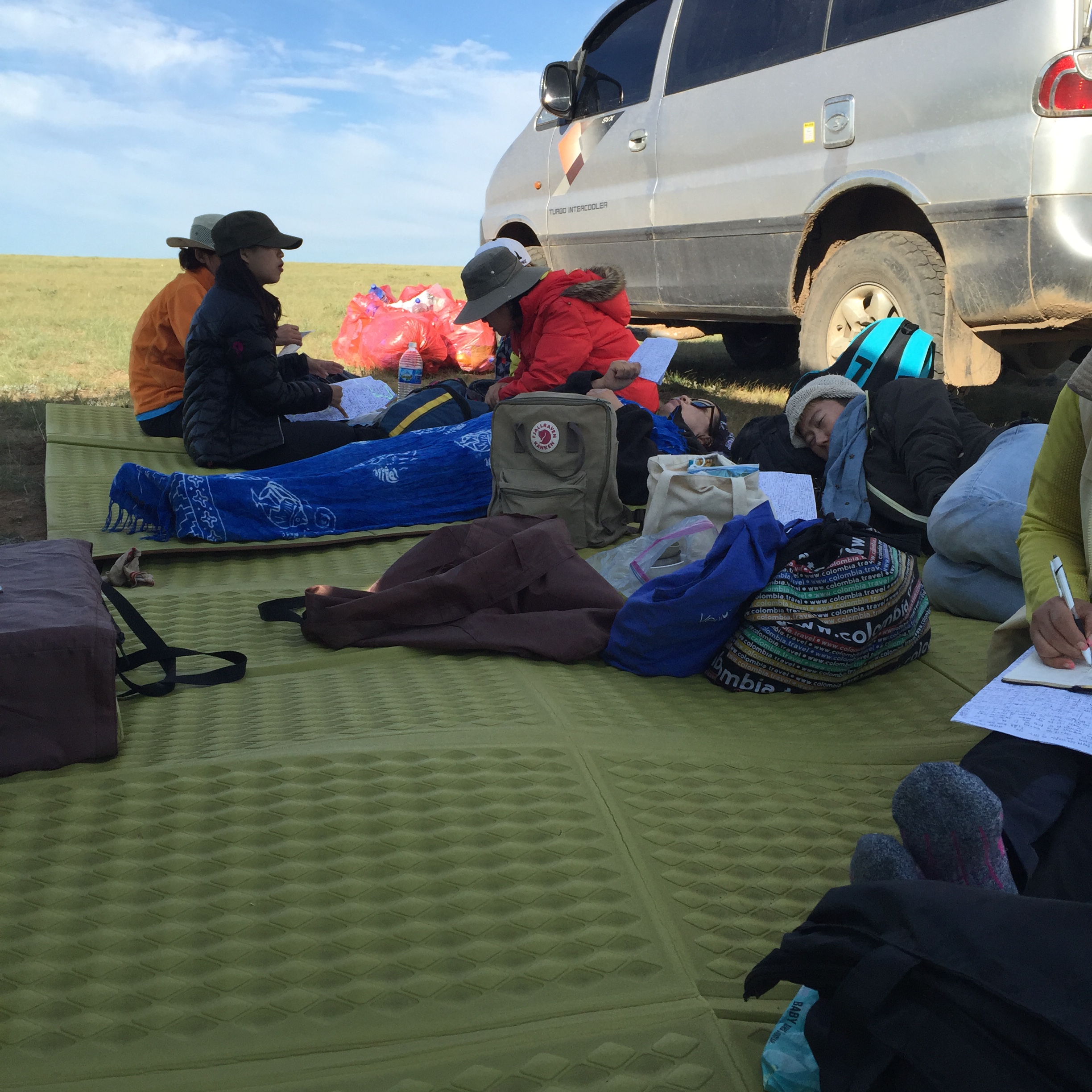 IMG_3904.JPG : 몽골 탐사 2진(읽고 듣고 또 읽고)