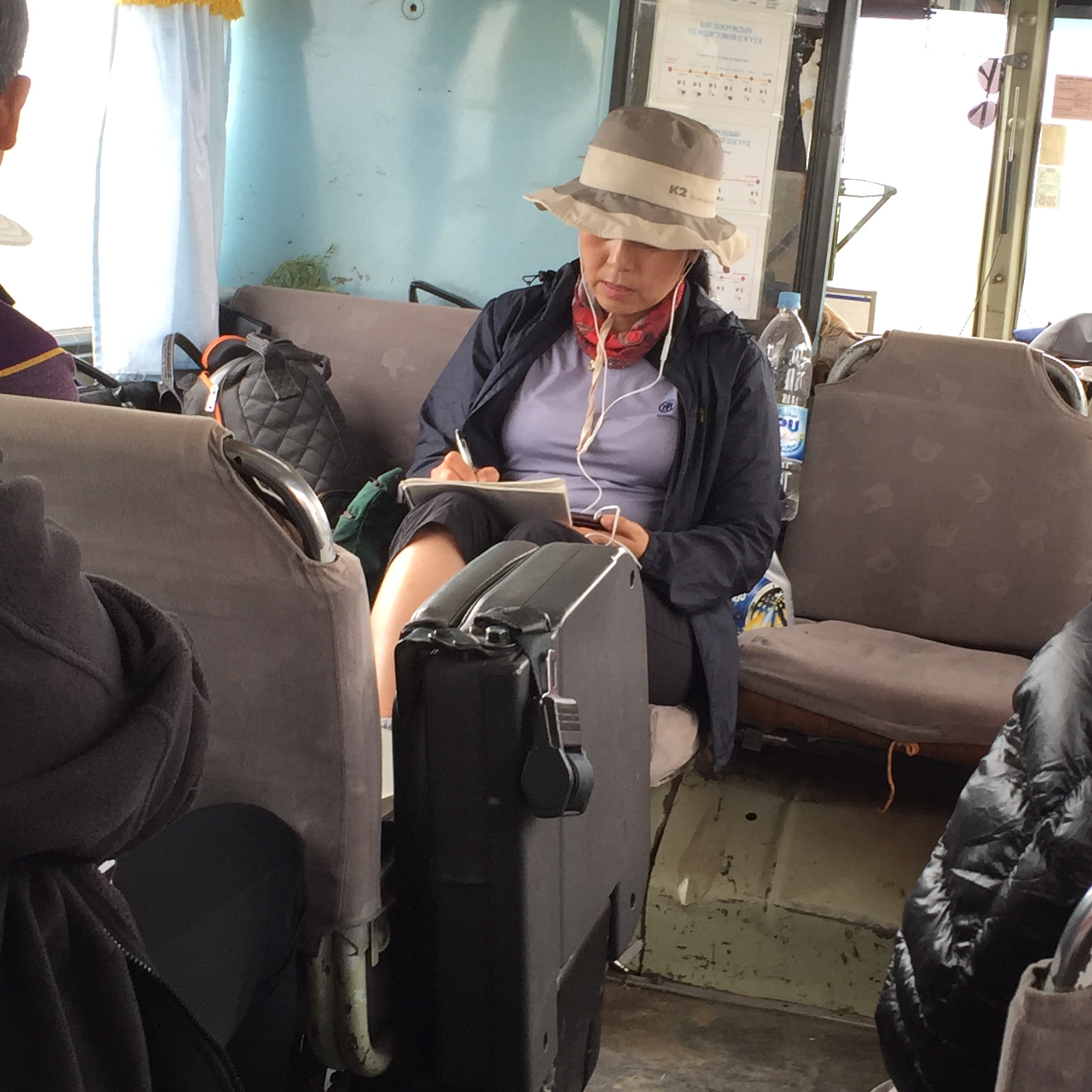 IMG_3501.JPG : 몽골 탐사 2진(읽고 듣고 또 읽고)