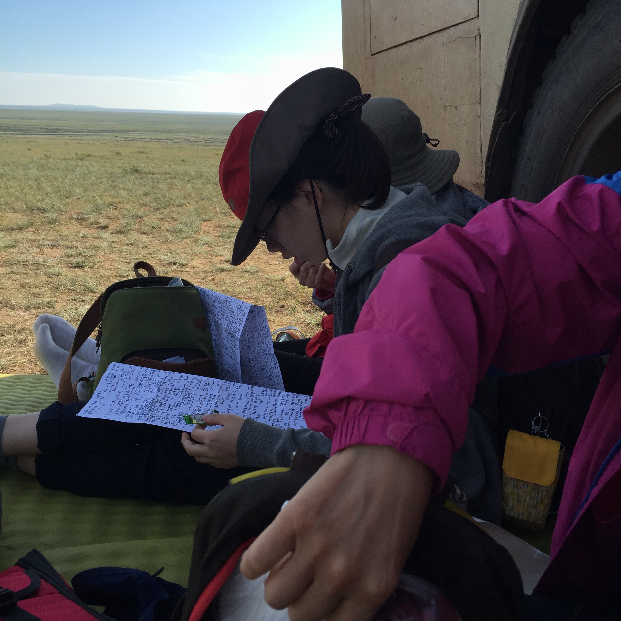 IMG_3905.JPG : 몽골 탐사 2진(읽고 듣고 또 읽고)